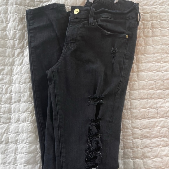 FRAME black jeans. - Picture 3 of 4